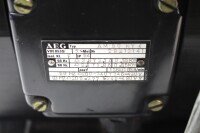 Busch SV 1016 B 008 Vakuumpumpe 150mbar (abgebrochene Kappe) + AEG AM80KY4 Motor