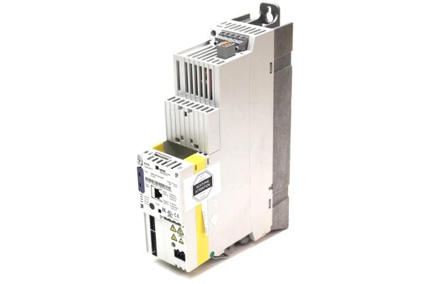 Lenze E84AVSCE3024SBS Umrichter 3.0kW defekt