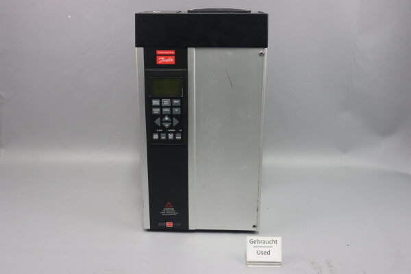 Danfoss VLT5002PT5C54STR3DLF00A00C0 175Z0245 Umrichter 2.1kVA Used