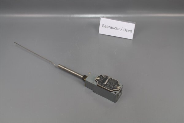 Allen Bradley 802T-WS1S7 Oiltight Limit Switch 802TWS1S7 used