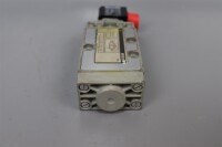 Bosch Rexroth 0 820 018 630 Wegeventil 0820018630 + 1824210220 Spule Used