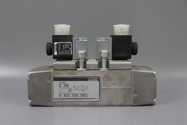Bosch 0 820 026 565 Ventil 0820026565 + 1827414164 used, 167,23 €