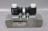 Bosch 0 820 026 567 Wegeventil 0820026567 + 1824210294 Magnetspule Unused