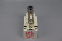 Yamatake Honeywell LJA10-15A11N-005 Endschalter IP67  LJA1015A11N005 Unused