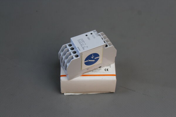 DOLD Sicherungsw&auml;chter 0043540 IL9075.12/001 Unused OVP