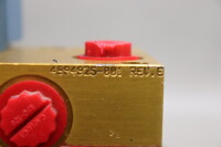Eaton Vickers MCD-7816 DG4V26CMUH610 KTG4V32B28SMUHA760 Ventil unused