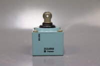Telemecanique Schneider Electric ZC2 JE62 ZC2JE62 Endschalter 032404 unused