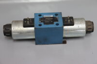 Mannesmann Rexroth 4WE 10 E32/CG110N9K4 00930351 Wegeventil unused