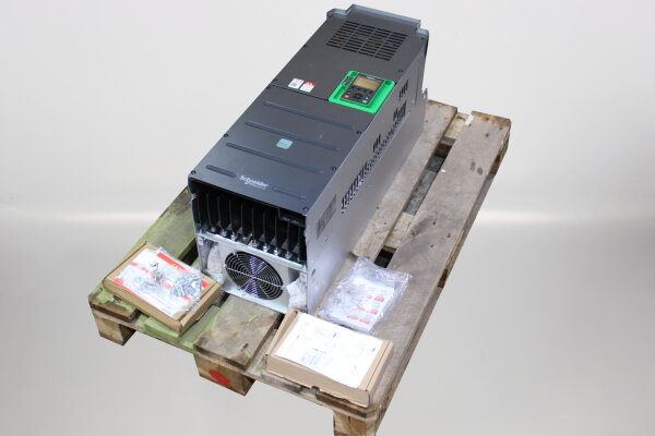 Schneider Electric Frequenzumrichter ATV630C11N4 110 kW/150 HP 079603 Unused