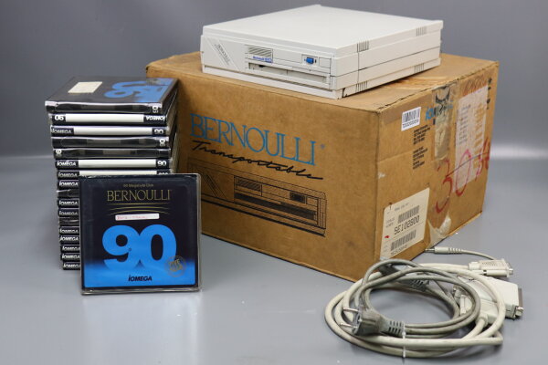 Bernoulli Box Transportable Storage Drive 230 with 90 MB Writable Discs Used OVP