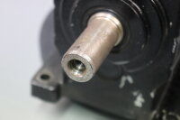 Lenze MDXMA1M 090-12 Motor + GTS05-2EVBR090-12 002 B Getriebe used