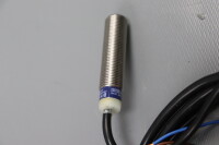 Telemecanique XS612B1MAL2 Induktiver N&auml;herungsschalter 24-240V Unused OVP