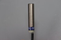 Telemecanique XS612B1MAL2 Induktiver N&auml;herungsschalter 24-240V Unused OVP