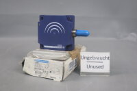 Telemecanique XS8D1A1MAU20 014295 Näherungsschalter + XSZBD10 009401 Unused OVP
