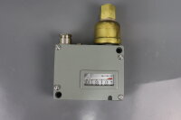 Trafag 940.2372.900 Druckschalter 0.9-1.5bar 250VAC Unused