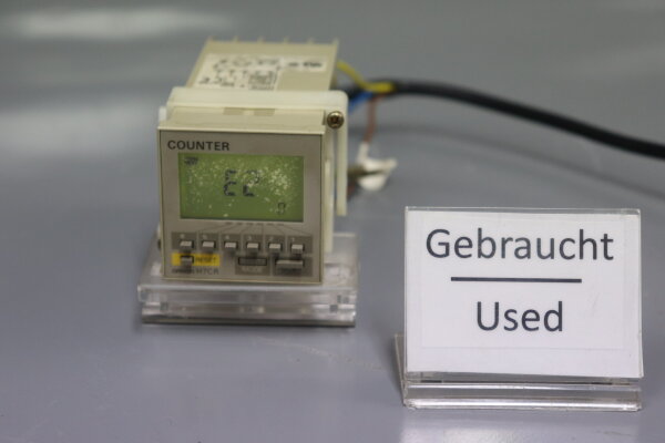 OMRON H7CR-B-500 Digitaler Z&auml;hler 100-240VAC 50/60Hz Used
