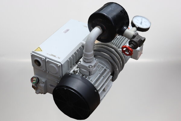 AZO Drehschieberpumpe RC 0100 E 5Z2 20 mbar mit AEGAM100L 3,5 kW Used