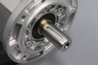LENZE MDXMA2M063-42 Getriebemotor GST03-2 M VCK i=14,836 25Nm 2480U/min Used