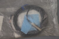 OMRON E2EG-X2B1 Proximity Switch 2m 18Z0 12-24 VDC 2mm Unused OVP