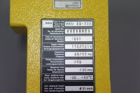 SICK WEU 26-720 Lichtschranke WEU26-720 110/120V 7VA 48/62Hz 20ms Ø31mm Used