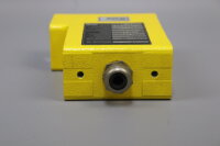SICK WEU 26-720 Lichtschranke WEU26-720 110/120V 7VA 48/62Hz 20ms Ø31mm Used