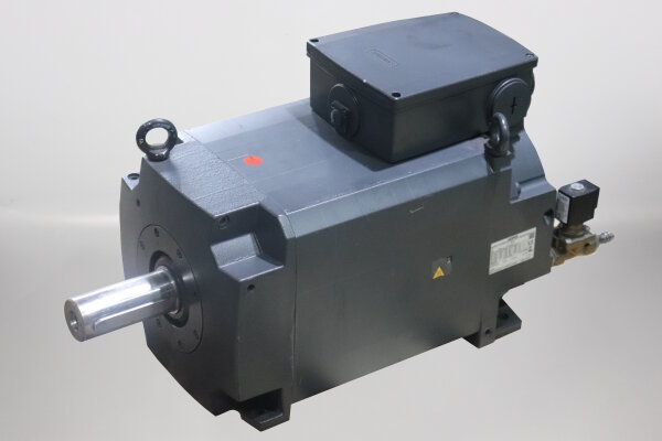 Siemens SIMOTICS 1PH8138-1AF20-2BC2-Z Kompakt-Asynchronmotor Z:A12 39KW Used