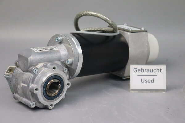 Lenze SSN40-1PHCR-056C21 Getriebemotor 0,95kW  i=25 SSN40-1FHCR Used