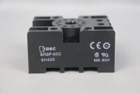 IDEC SR3P-05C Relaissockel 9H405 10A 300V Unused