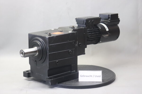 Lenze MDFMARS063-42C0C AC-Stirnradgetriebemotor GST07-3M VBR 063C42 + L&uuml;fter Used