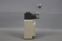Omron WLCA2-G Limit Switch 13924Z5 AC-15 2A/250V DC-12 2A/48V Unused OVP