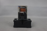 Omron MKS3PIN-5 Relais 250V 50/60Hz + PF113A-D 30VDC Used