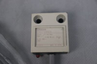 Omron D4C-6403 Endschalter 2235Z5 0,1A 30V IP67 Unused