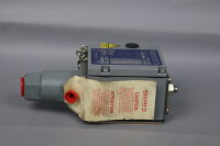 SQUARE D Class 9012 ADW4 Druckschalter ADW-4 M11 Ser.C 400-3000psi Unused