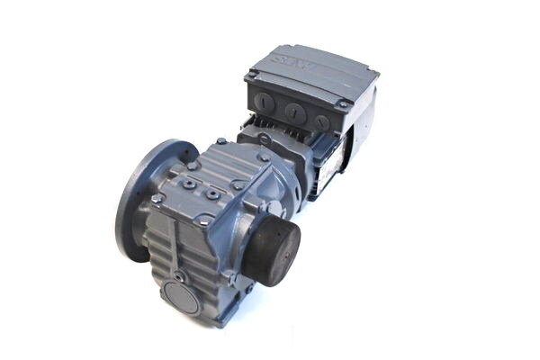 SEW Eurodrive SHF47 DRS71S4BE05HR/TH/2W Getriebemotor 0.37 kW unused