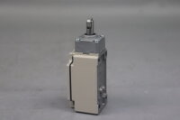Omron D4B-4171N Endschalter 18317Z4N 2A 400V Unused OVP