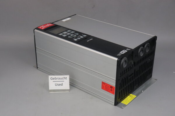 DANFOSS VLT5000 Frequenzumformer VLT5001 PT5C20STR3DLF10A00C0 used