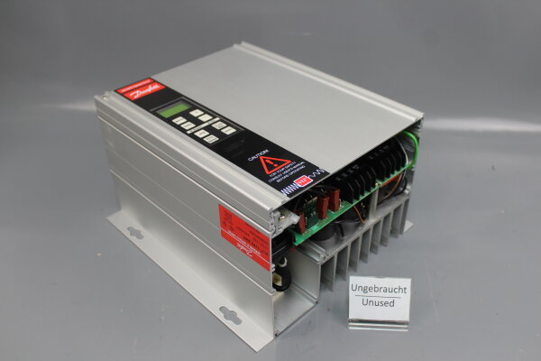 Danfoss VLT Type 3002 175H1729 Frequenzumrichter 440-500V Unused