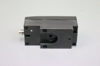 Festo SDE1-D10-G2-R14-C-P1-M8 192028 Drucksensor 10bar 15-30VDC + SDE1-..-R14.. 393745 Adapter-BG Unused