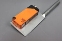 IFM OT5017  OTP-FPKG/US Reflexlichtschranke mit Sensorhalterung unused