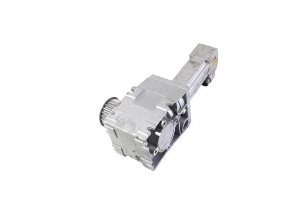 Lenze MCS 06I41-RS0B0-Z0C0-ST6S00N-R0SU 0,64kW + GKR04-2S VBR 06IC41 Getriebe i=7,111 Used