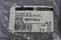 Telemecanique XCSMP70L2 Sicherheits-Positionsschalter + XCS Z85 + XCS Z81 Unused